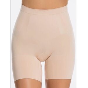 Spanx OnCore High Waisted Mid Thigh Shapewear Shorts Tummy Thigh Control Sz M
